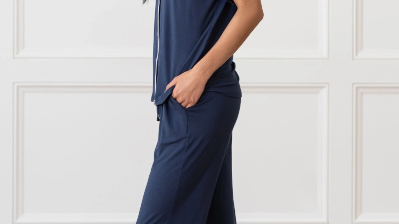 bamboo vs cotton pajamas (1)