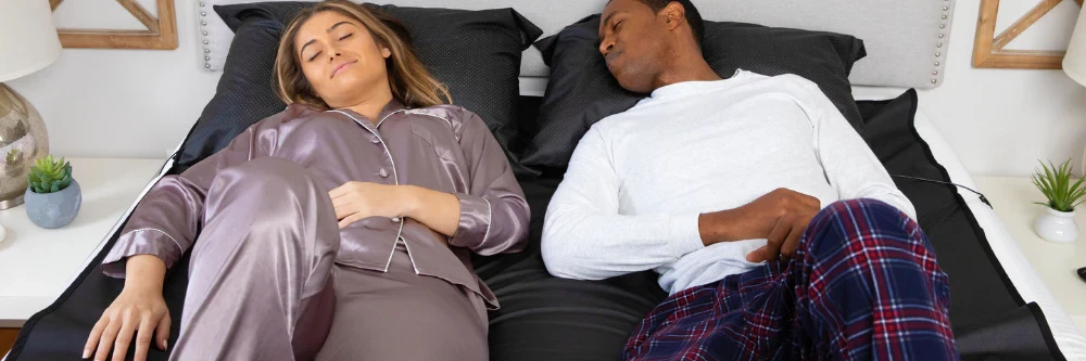can you wear pajamas with grounding sheet