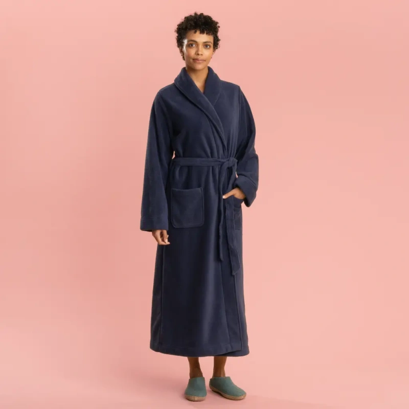Get Your Fleece Robes For Women From Pajamas Manufacturer -Friendtex