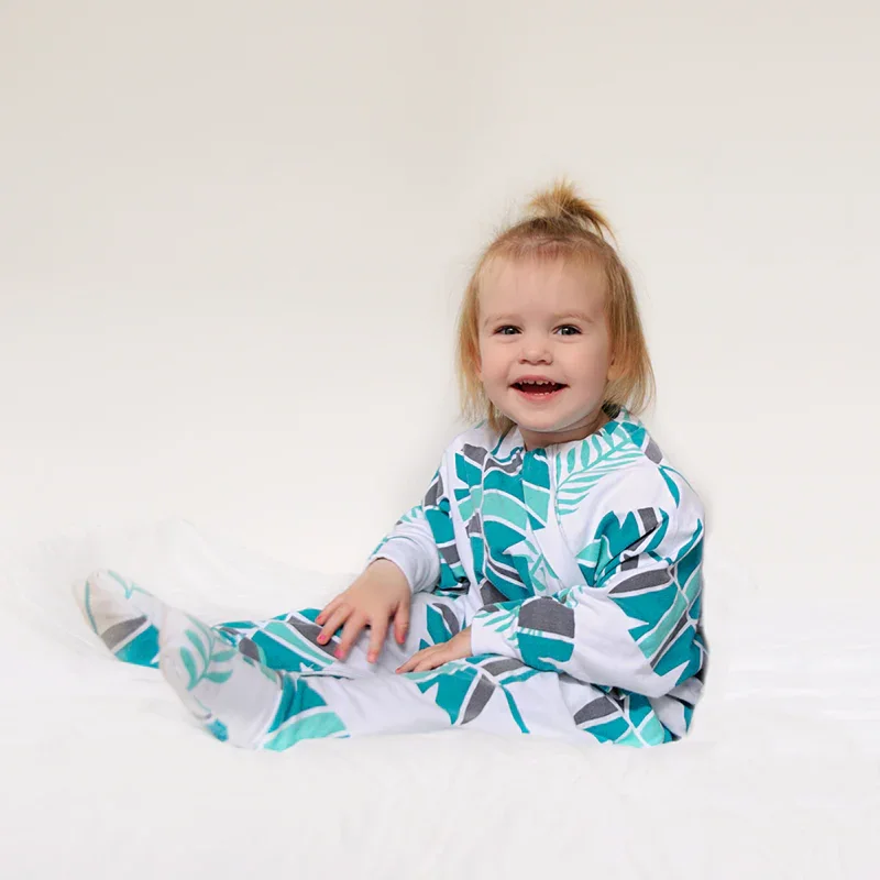 how to keep toddler from taking off pajamas