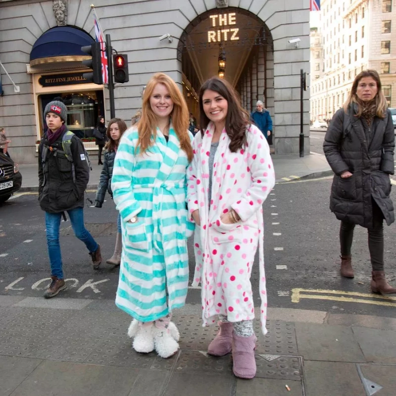Pyjamas in der Öffentlichkeit tragen