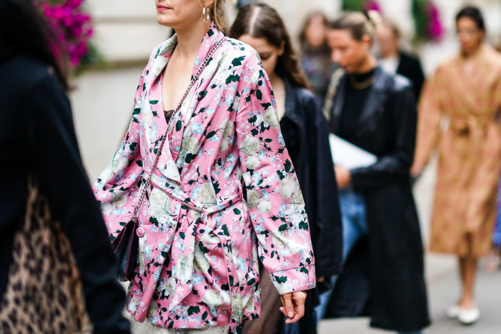 How to Style a Kimono Robe for Any Occasion