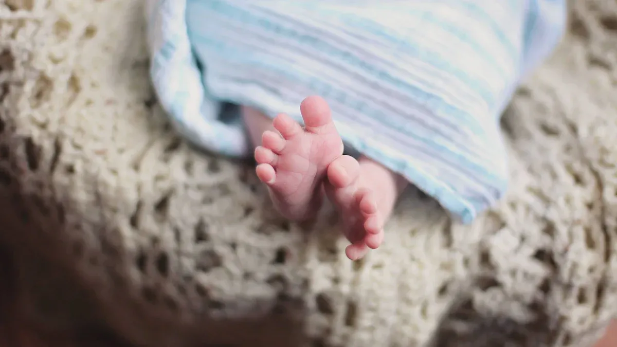Choosing Safe Bamboo Fabric for Baby Clothing