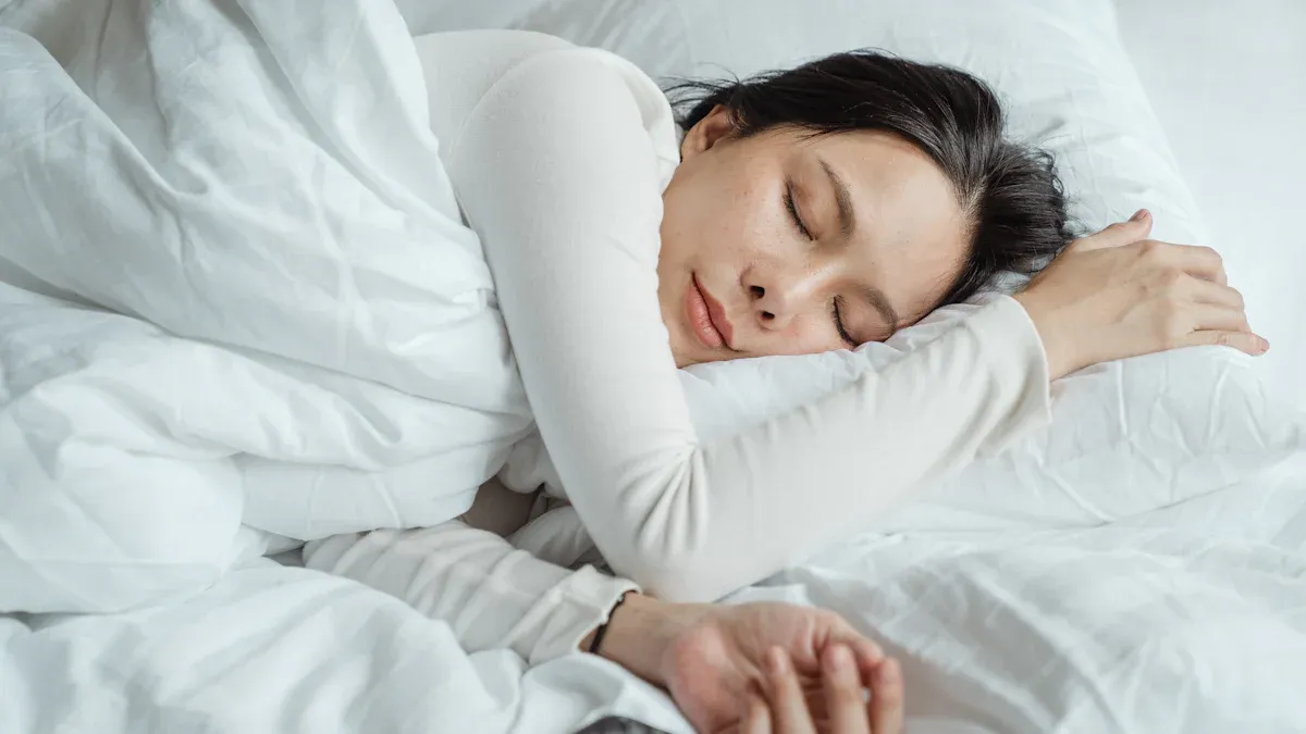 Best Cooling Pajamas for Hot Sleepers Reviewed in 2025