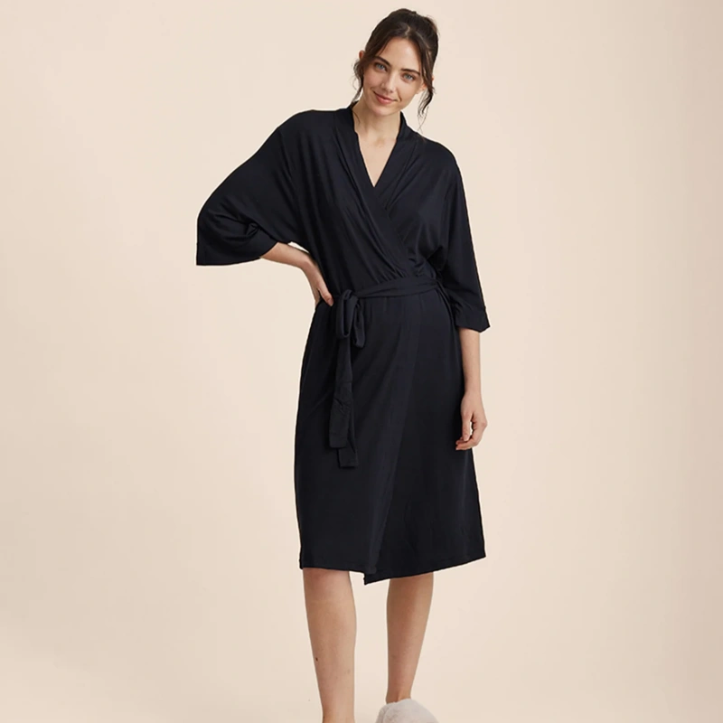 black modal robe