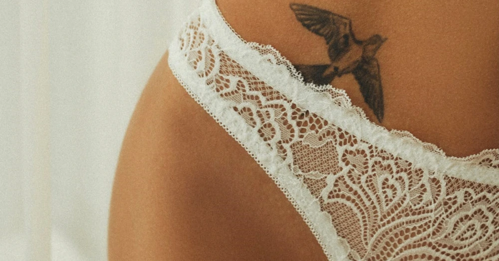 How to Wear Lace Underwear Under Different Outfits?