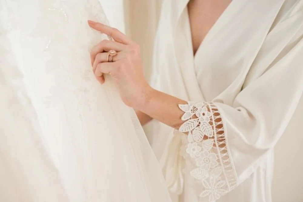 bridal robes definition