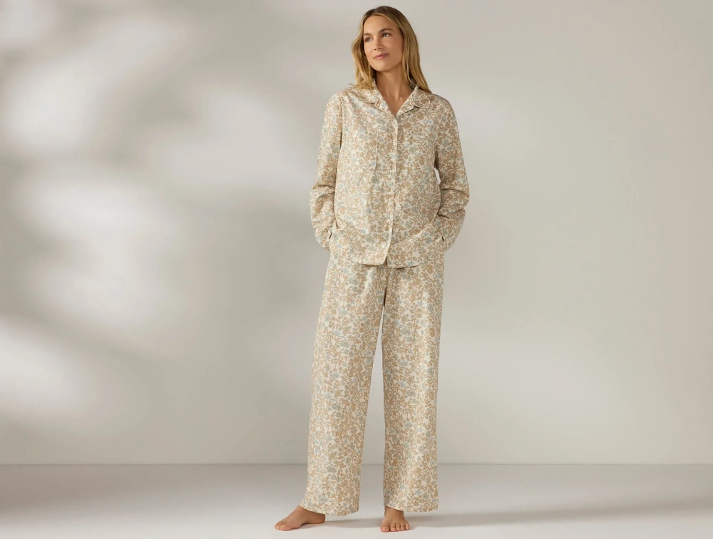cotton pajamas features