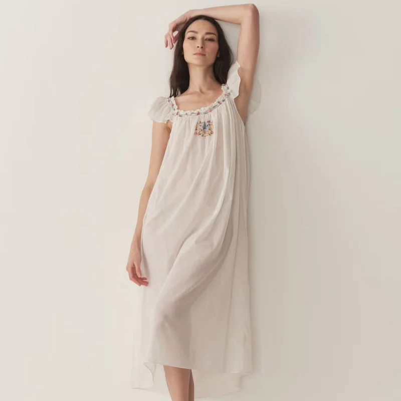 how many nightgowns should i own