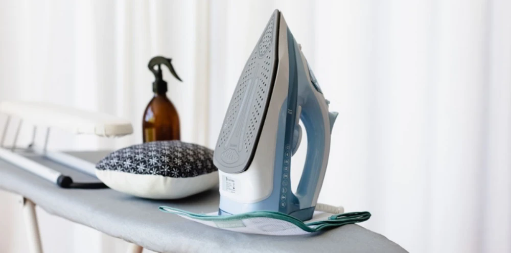 how to iron acetate fabric