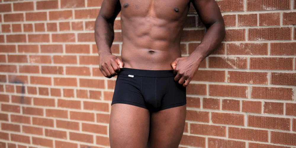 wear underwear with long johns