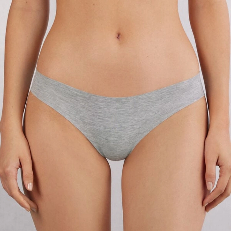 seamless cotton thong underwear