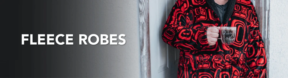 fleece robe features